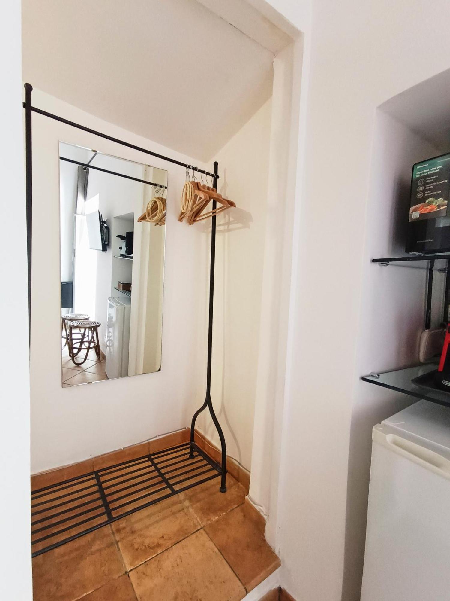 Mini Studio Con Balcone A Piazza Del Popolo Рим Экстерьер фото