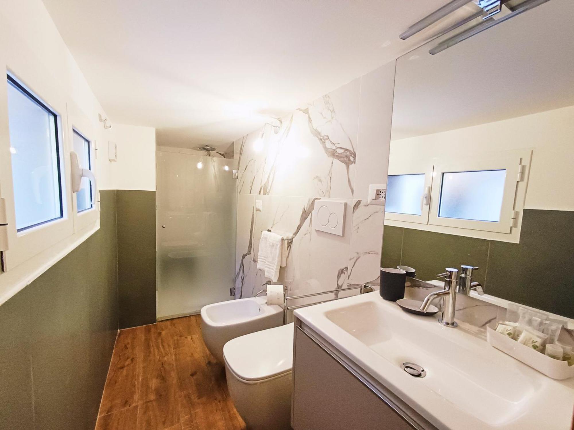 Mini Studio Con Balcone A Piazza Del Popolo Рим Экстерьер фото